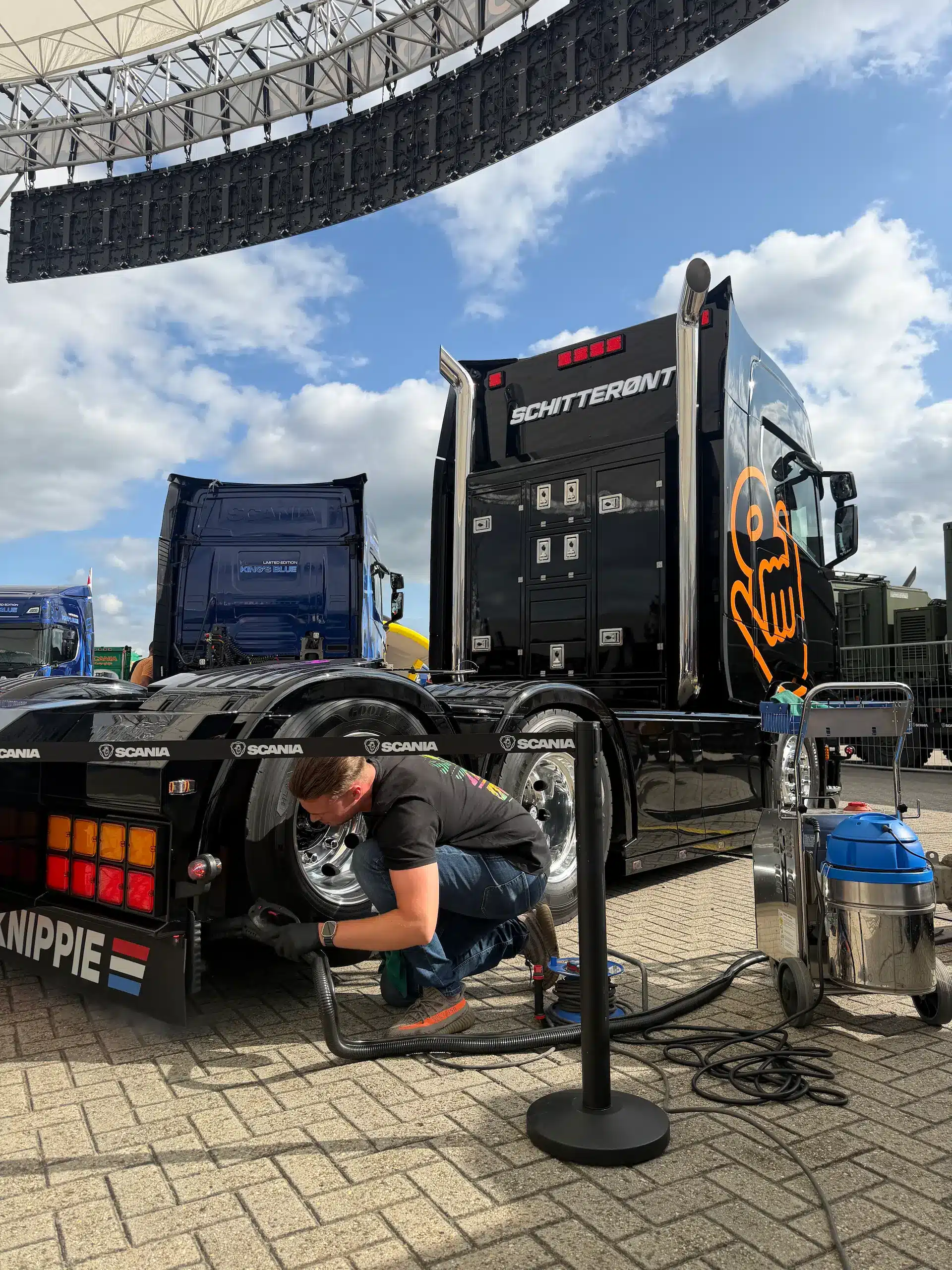 bas-van-sj-detailing-actiefoto